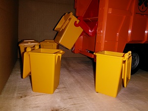 bruder 45032 - Bruder aanvullingsset: 5 stuks gele vuilnisbakken (aanbieding)